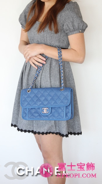 シャネル CHANEL マトラッセライン ソフトキャビアスキン ショルダーバッグ ブルー＆シルバー A66801AAAZQ 【2012年新作】